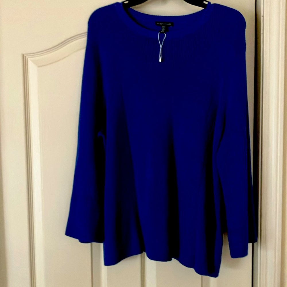 Eileen fisher 100% merino wool x large sweater brand new never worn.